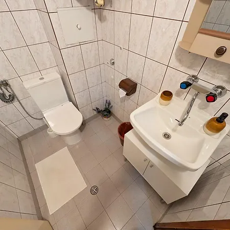 Apartamento извор 6